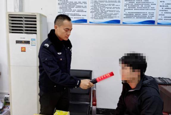 廣西一駕校兩學員帶著“隔夜酒”去考科目二，直接取消考試資格！